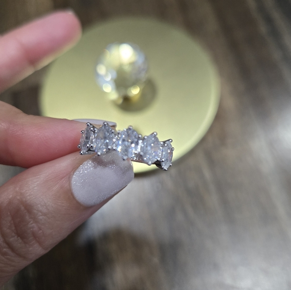 Kendra Scott Cailin Ring - Picture 5 of 11